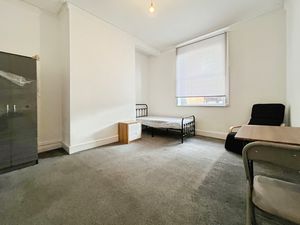 Photo 16- click for photo gallery